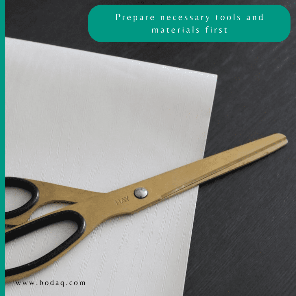 How to Repurpose Old Art Piece 10 Prepare necessary tools