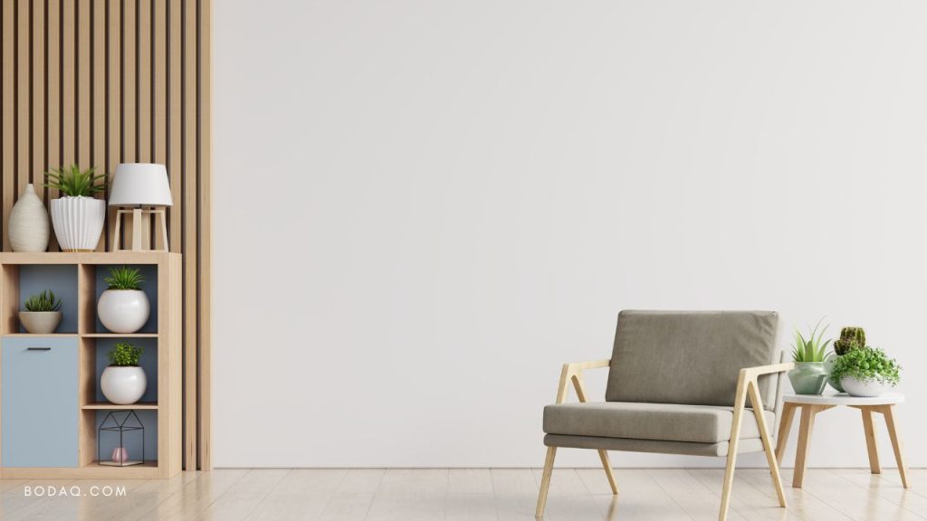 Off-white wall color in the living room